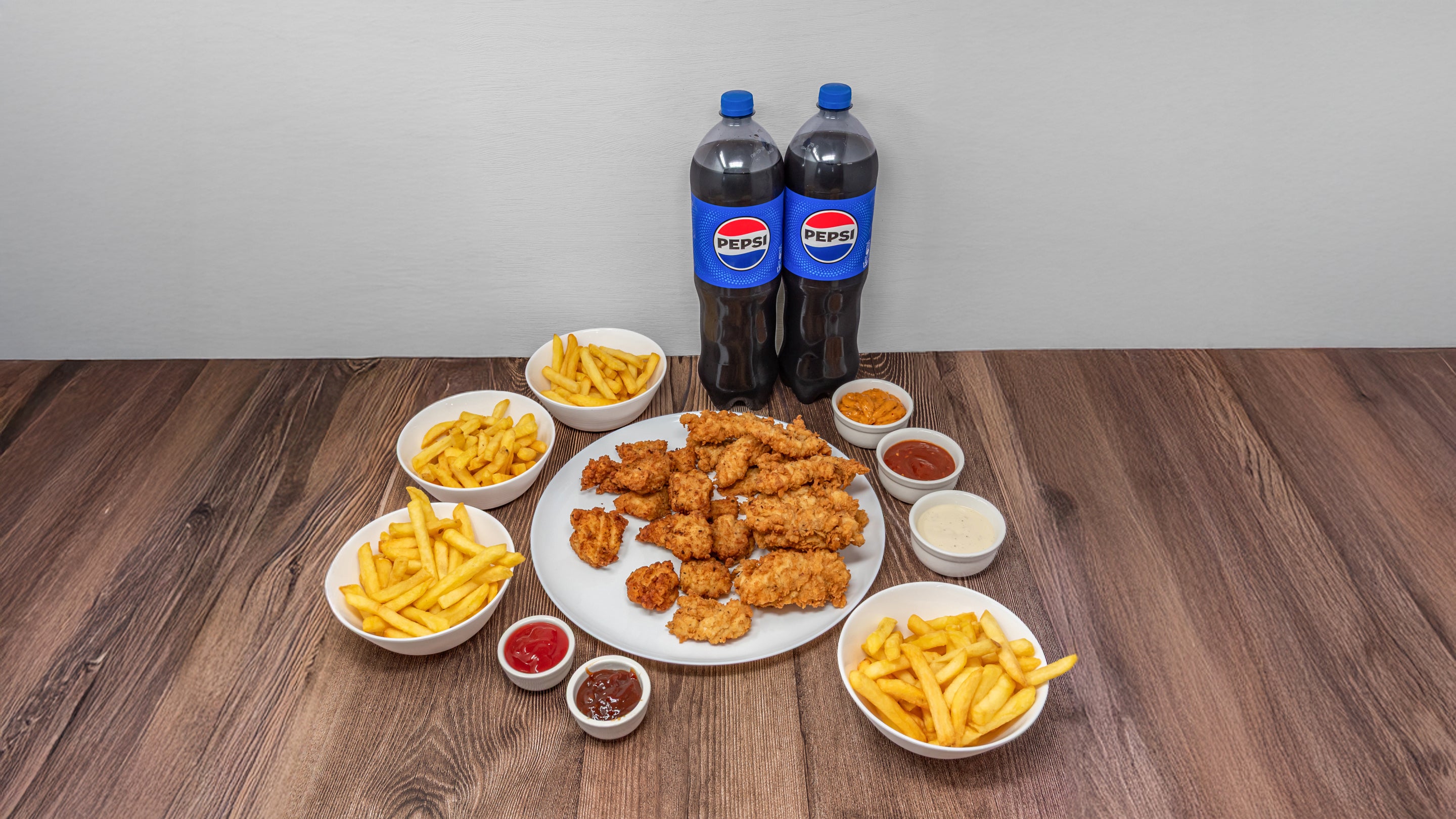 Jumbo Wingless Bucket