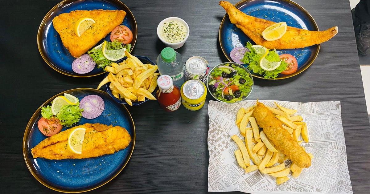Queens Fish and Chips Kilburn Lane delivery from Kilburn Order with Deliveroo