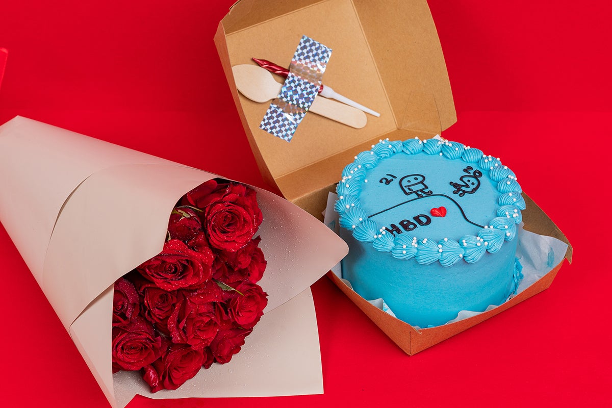 Blue number cake With flowers