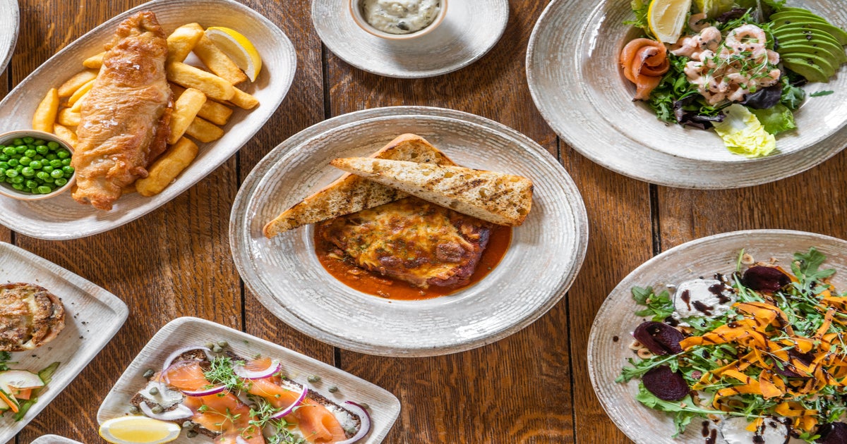 The Manor Bickley delivery from Jubilee Country Park Order with Deliveroo