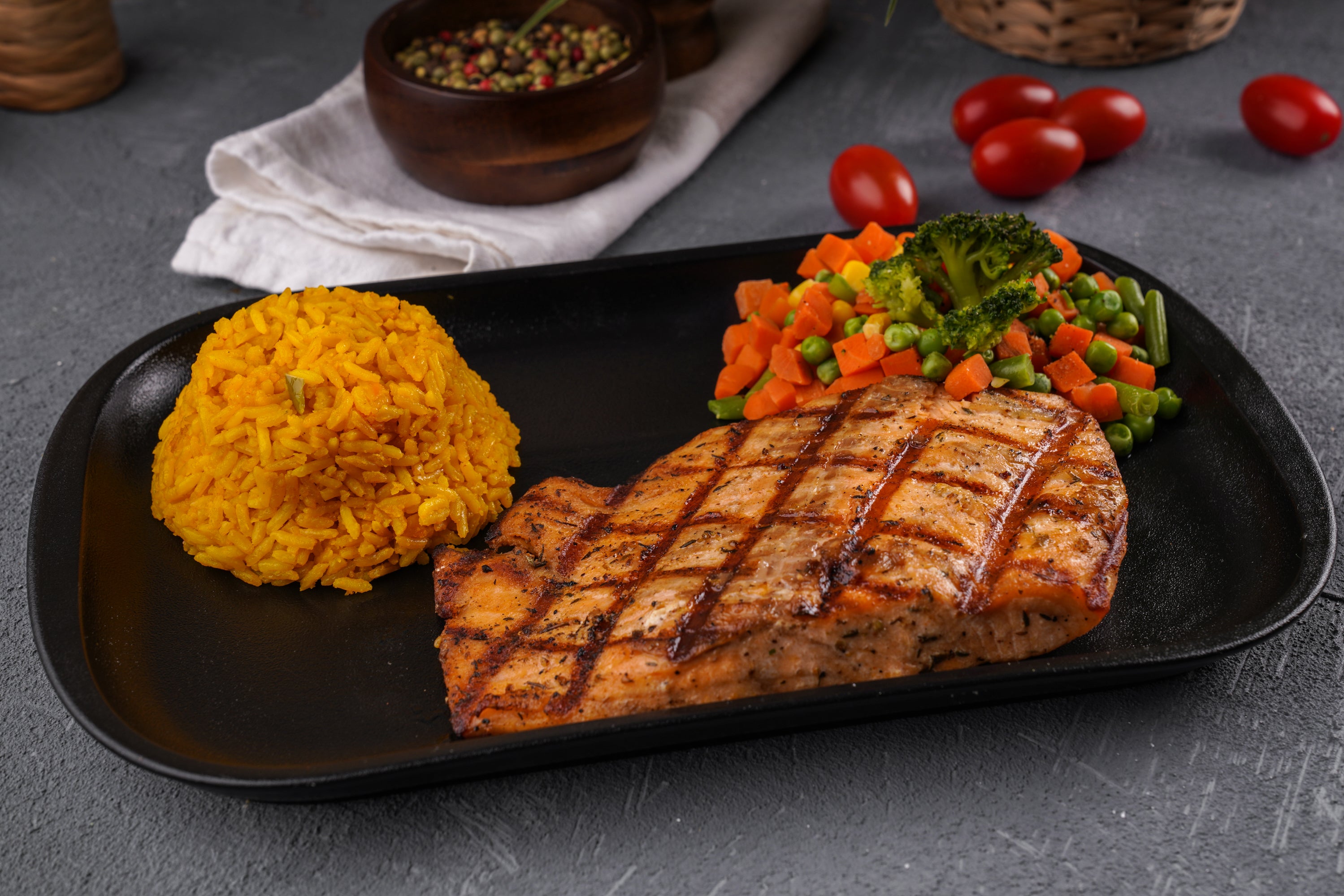 Grilled salmon Fillet