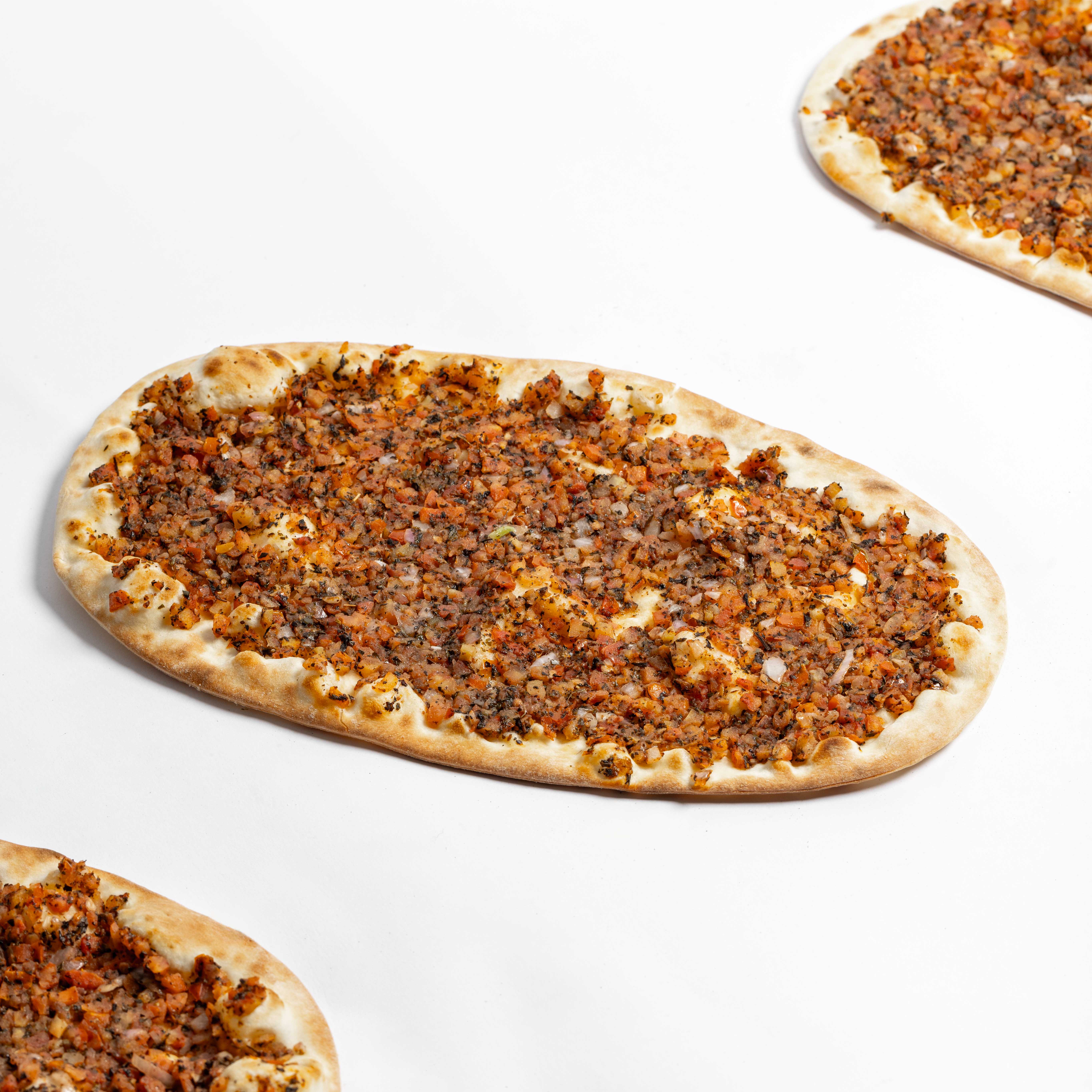 Tomato & Onion Flatbread Stuffed With Halloumi