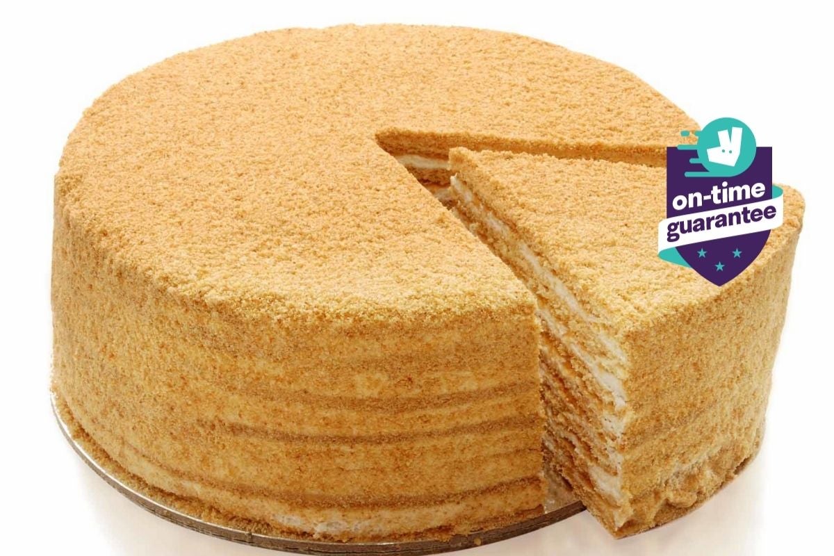 Buy Delicious Honey & Saffron Cake (Half Kg) Online - Flowerdeliveryuae.ae