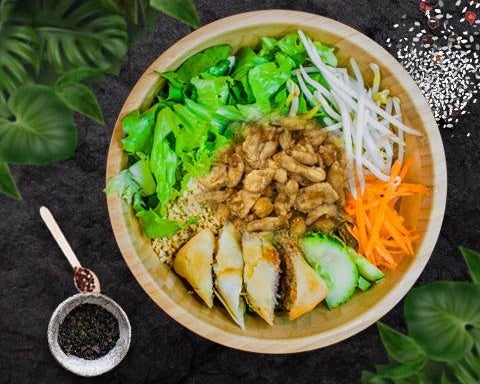 Salade Bo Bun Poulet