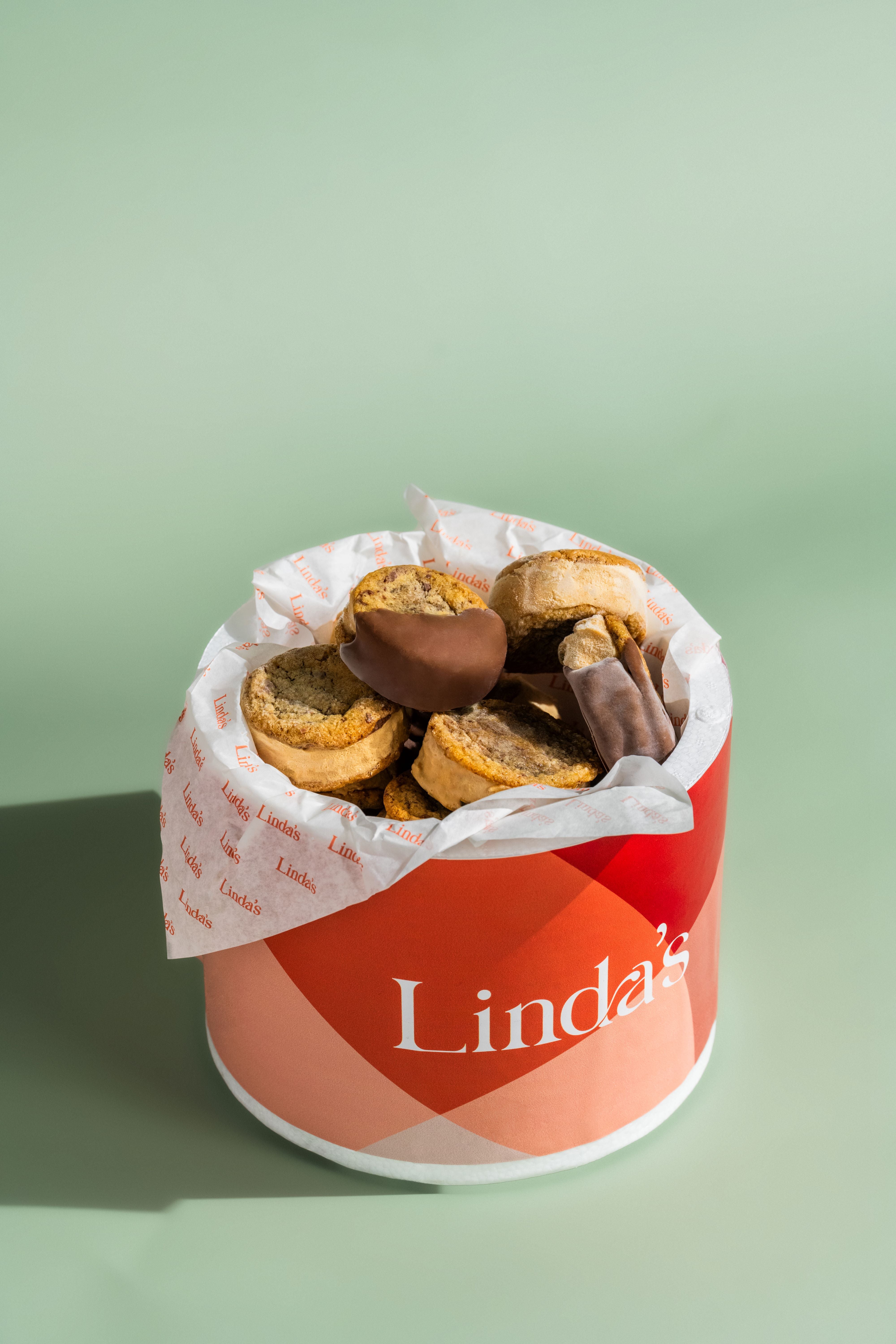 Cookies 'n' Scream Dipped in Chocolate