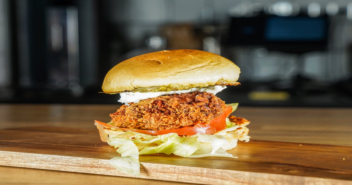 Uptown Fried Chicken 🐓 delivery from MC Hopitaux facultés Order with