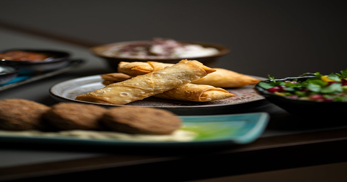 Izgara Pinner delivery from Hatch End Order with Deliveroo