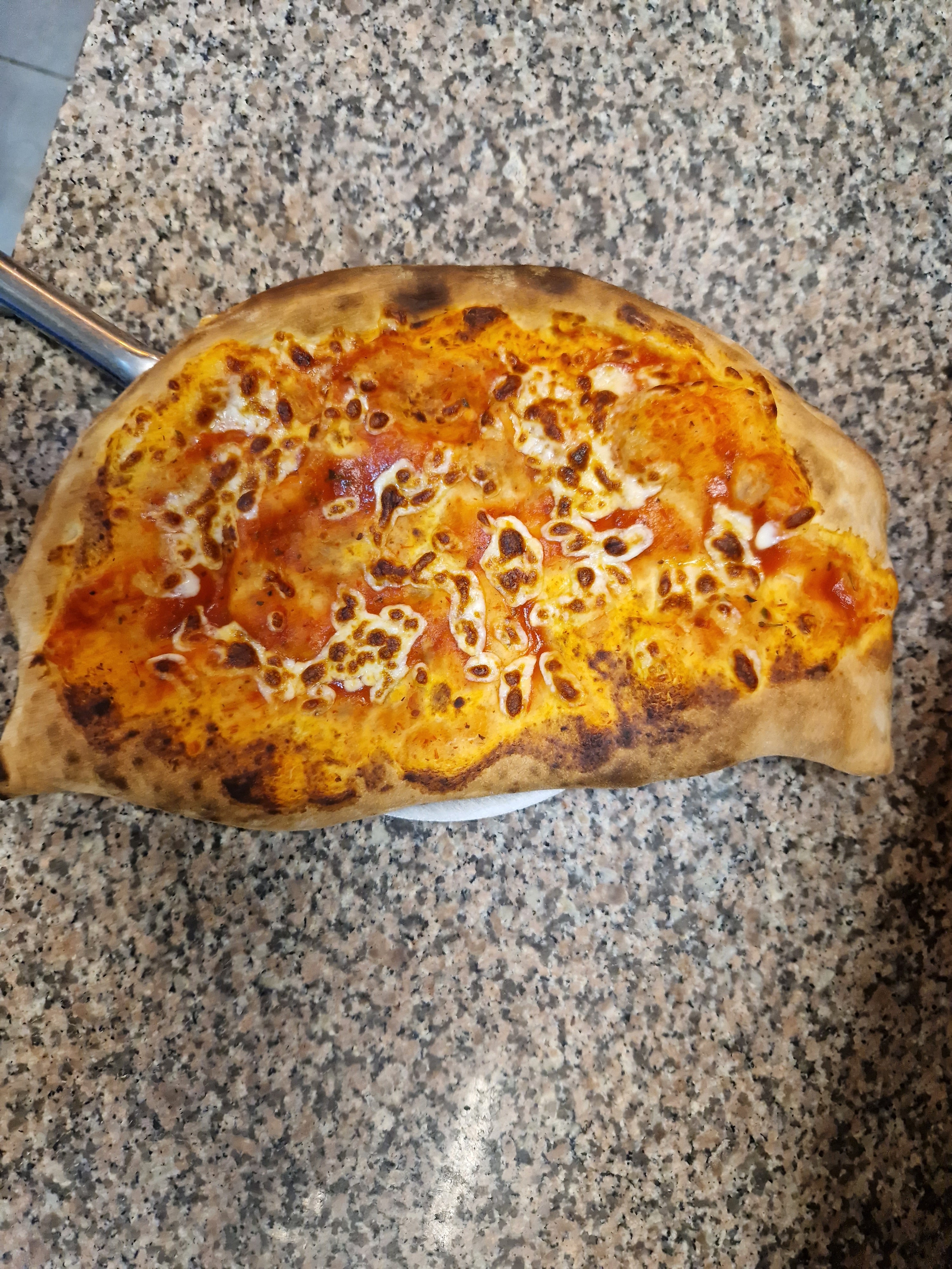 Pizza calzone