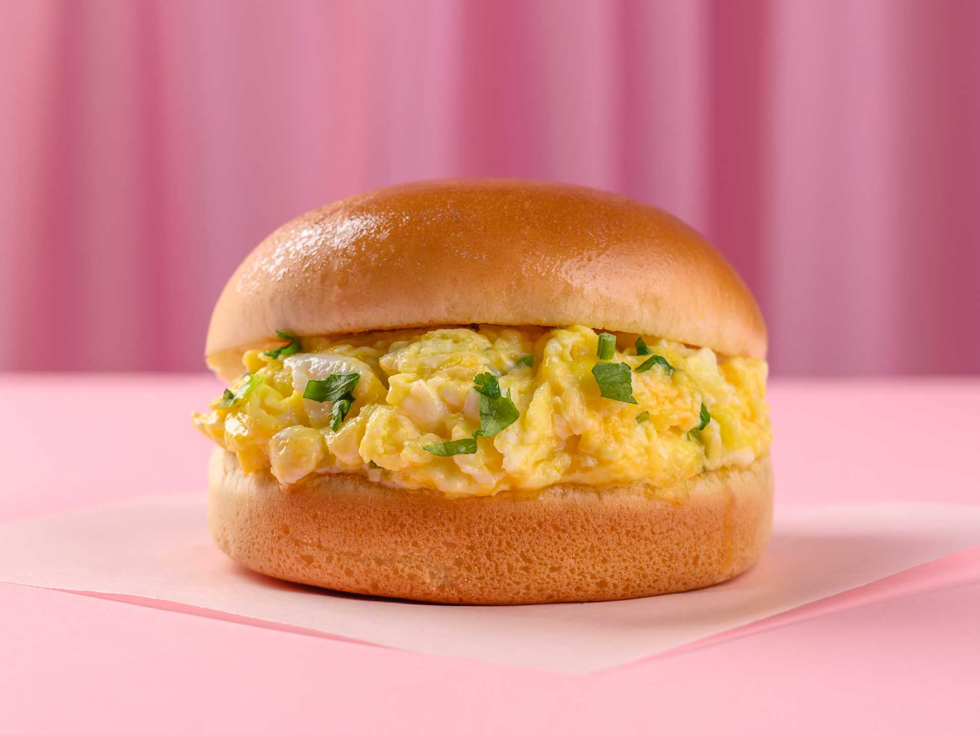 The Cheddar Egg Bun