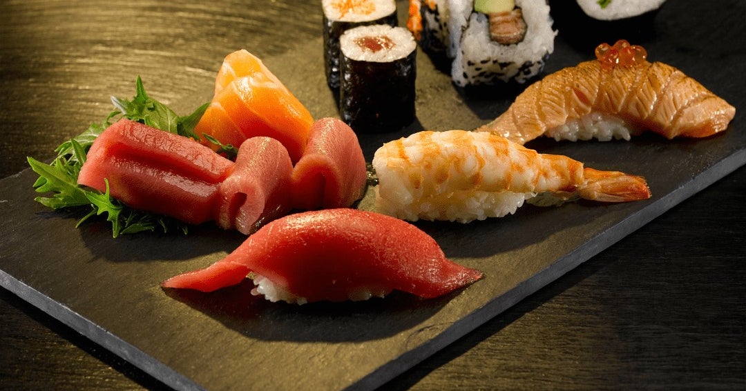 Nomomoto Sushi entrega desde Les Tres Torres - Pide comida con Deliveroo sushi las torres