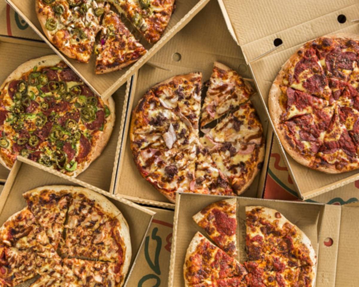 mr-and-mrs-pizza-delivery-from-vermont-order-with-deliveroo