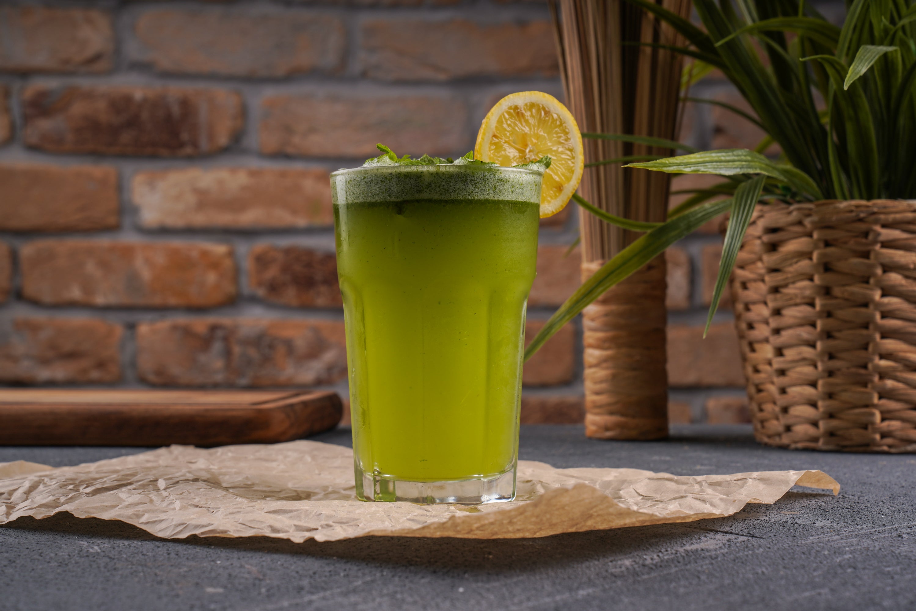 Fresh Lemon & Mint