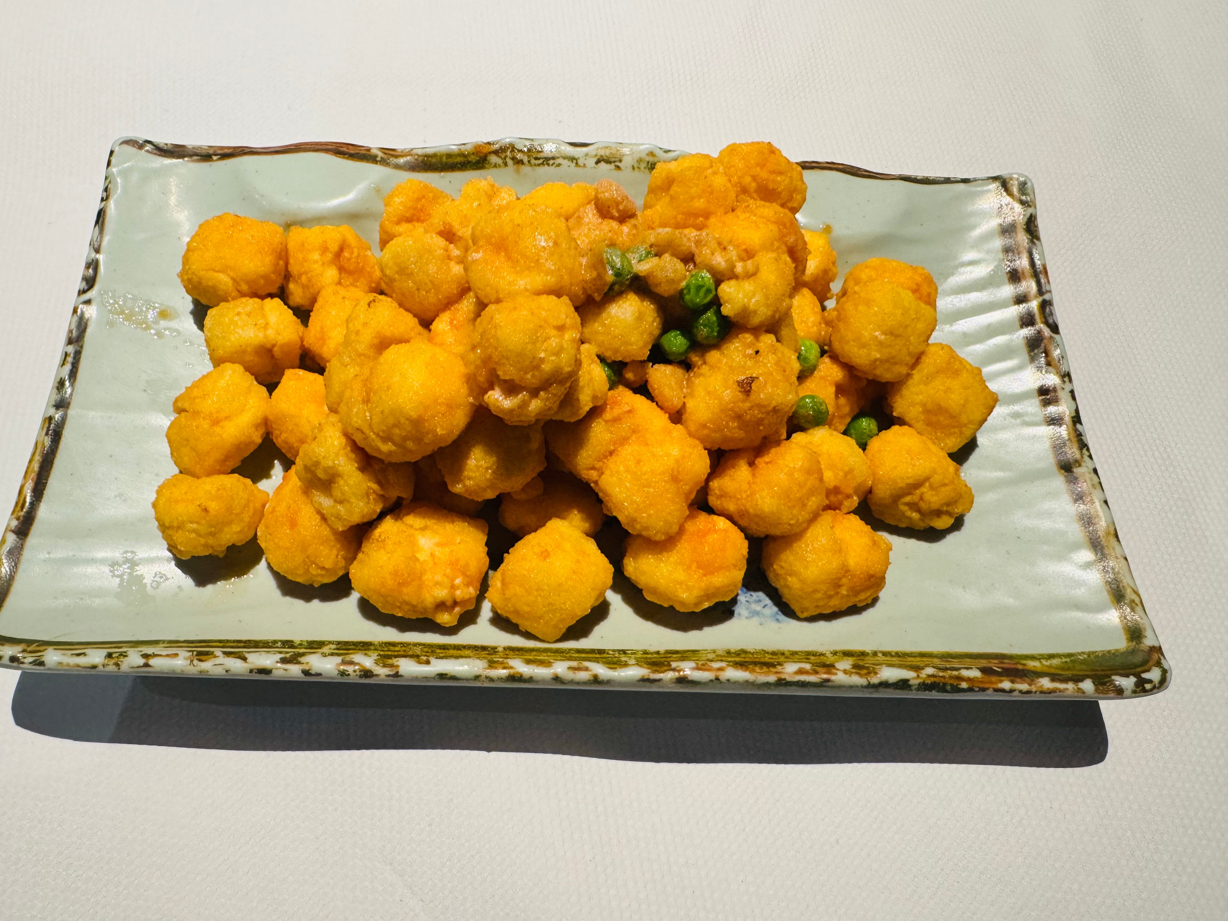 (V) Fried Beancurd Coated with Salty Duck Egg Yolk (咸蛋黄焗豆腐)
