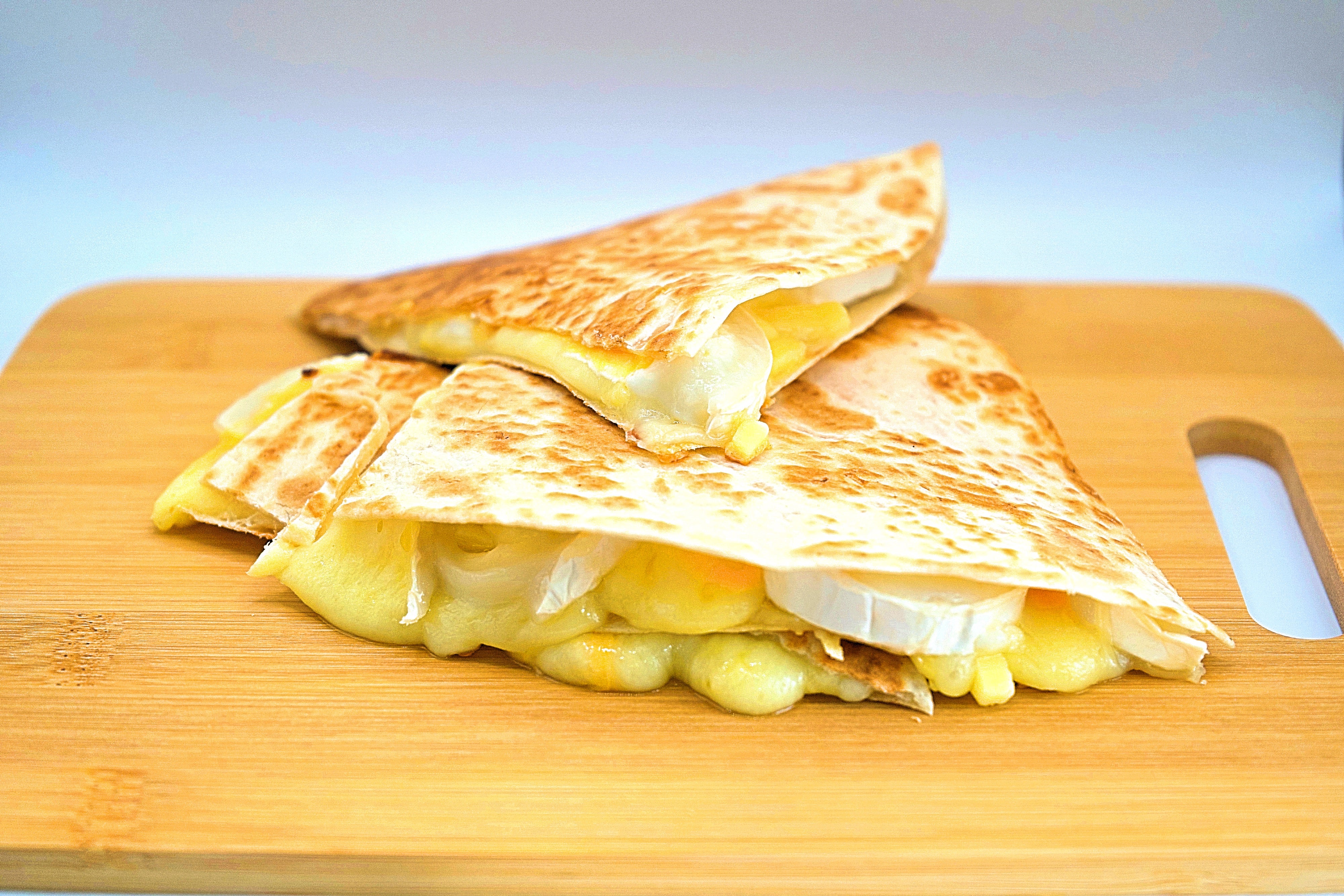 Menu Quesadillas 4  Fromage🧀+Frites Maison🍟+boisson🥤😋