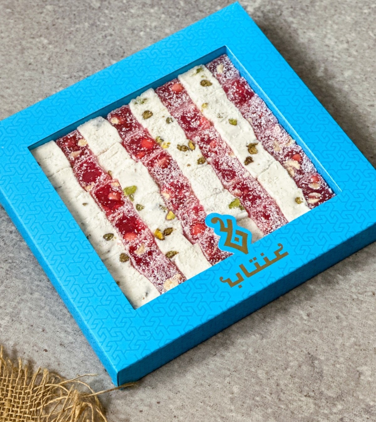 Pistachio and coconut delight with hazelnuts and pomegranates, large box