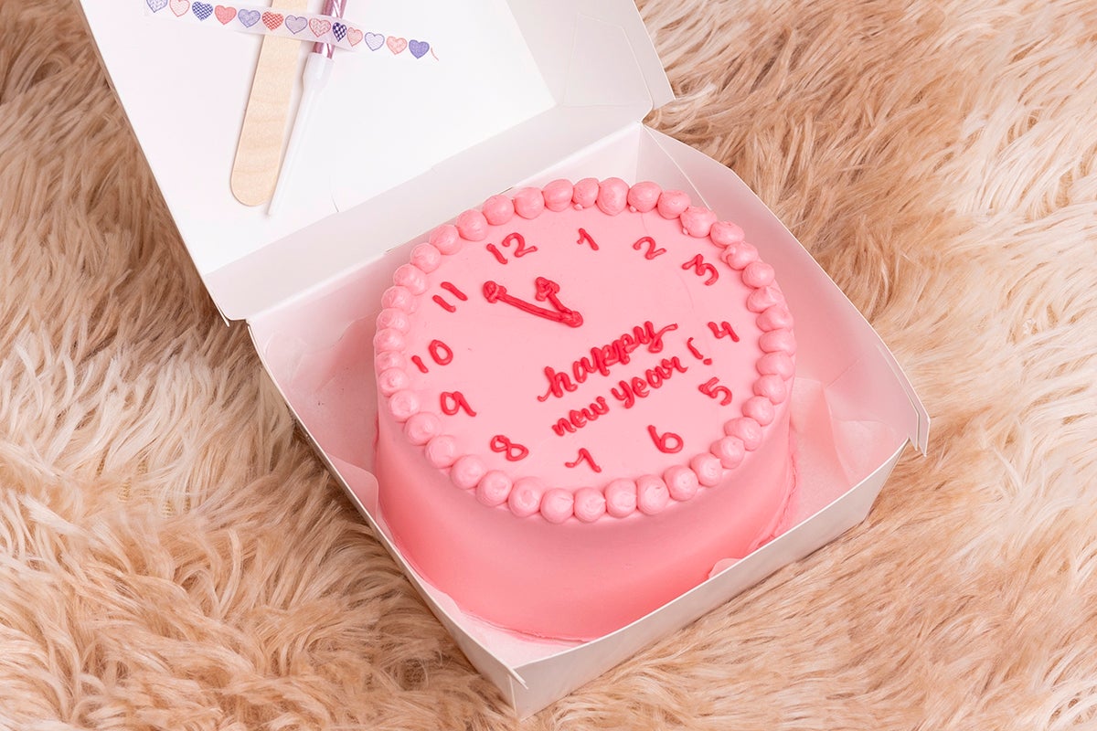 Pink Clock New Year Cake