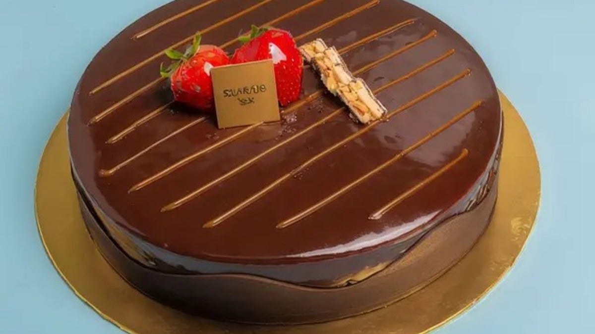 Snickers Cake