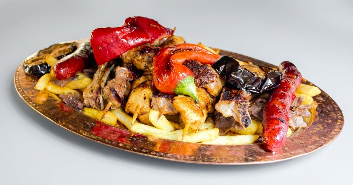 NAZIK GRILL livre depuis Beutre - Commandez avec Deliveroo