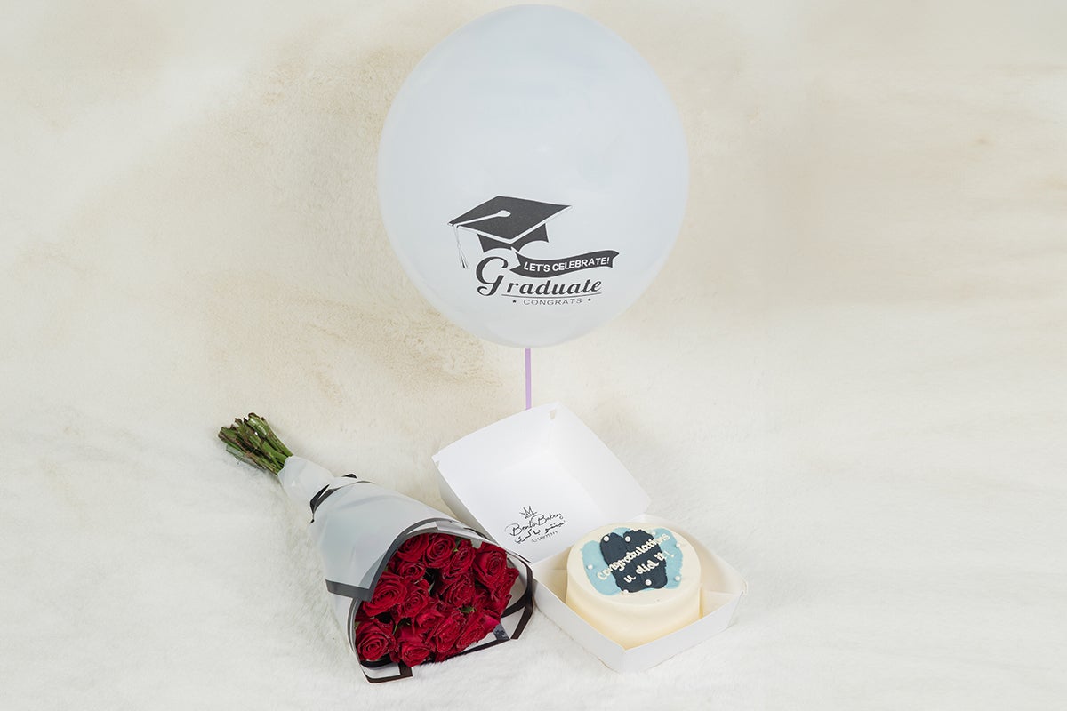 Blue Shade Cake With Flowers Balloon