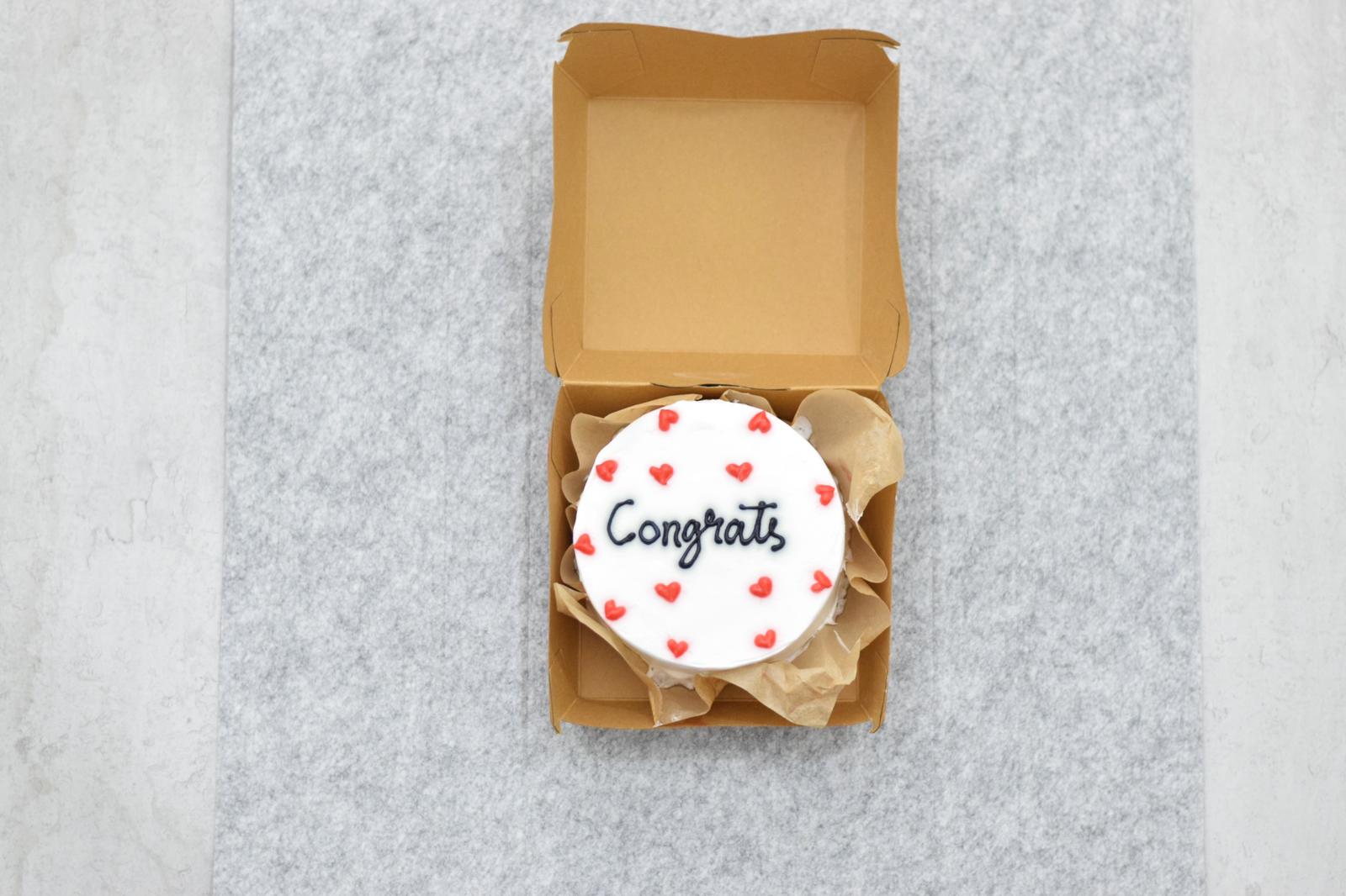 Congrats Cake