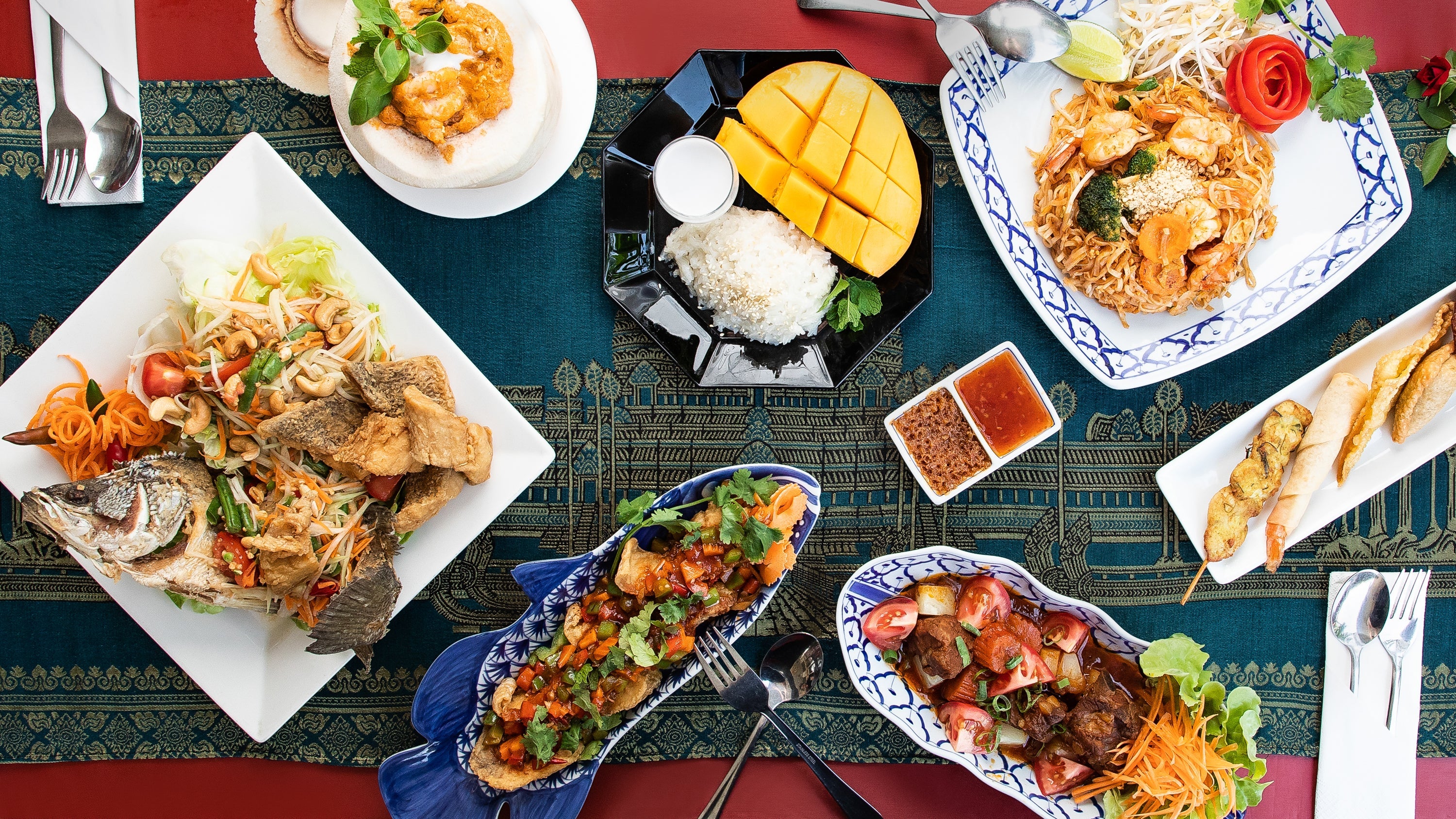 Northern Thai Restaurant delivery from Hamilton Order with Deliveroo