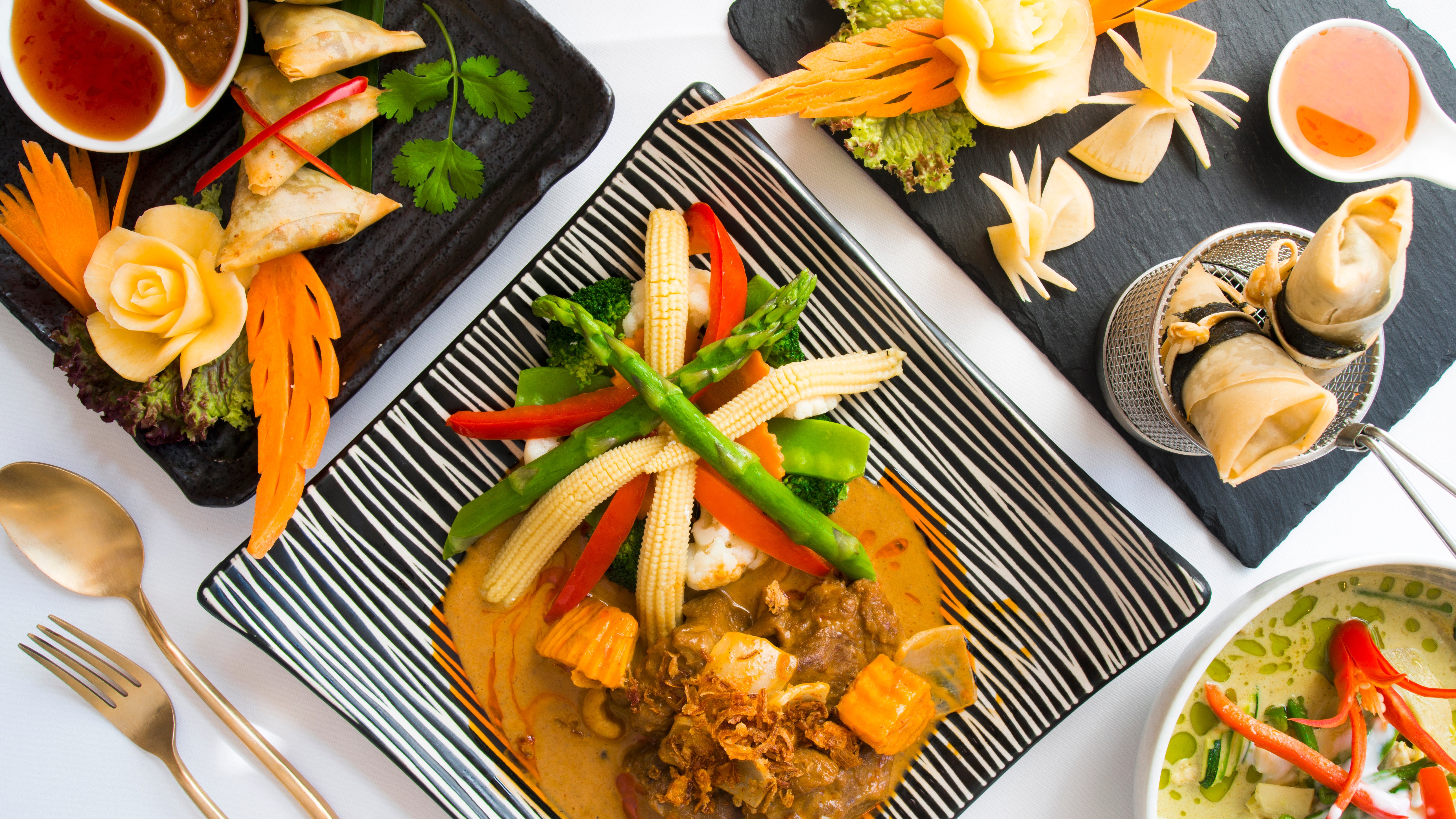 Eat Thai delivery from High Order with Deliveroo