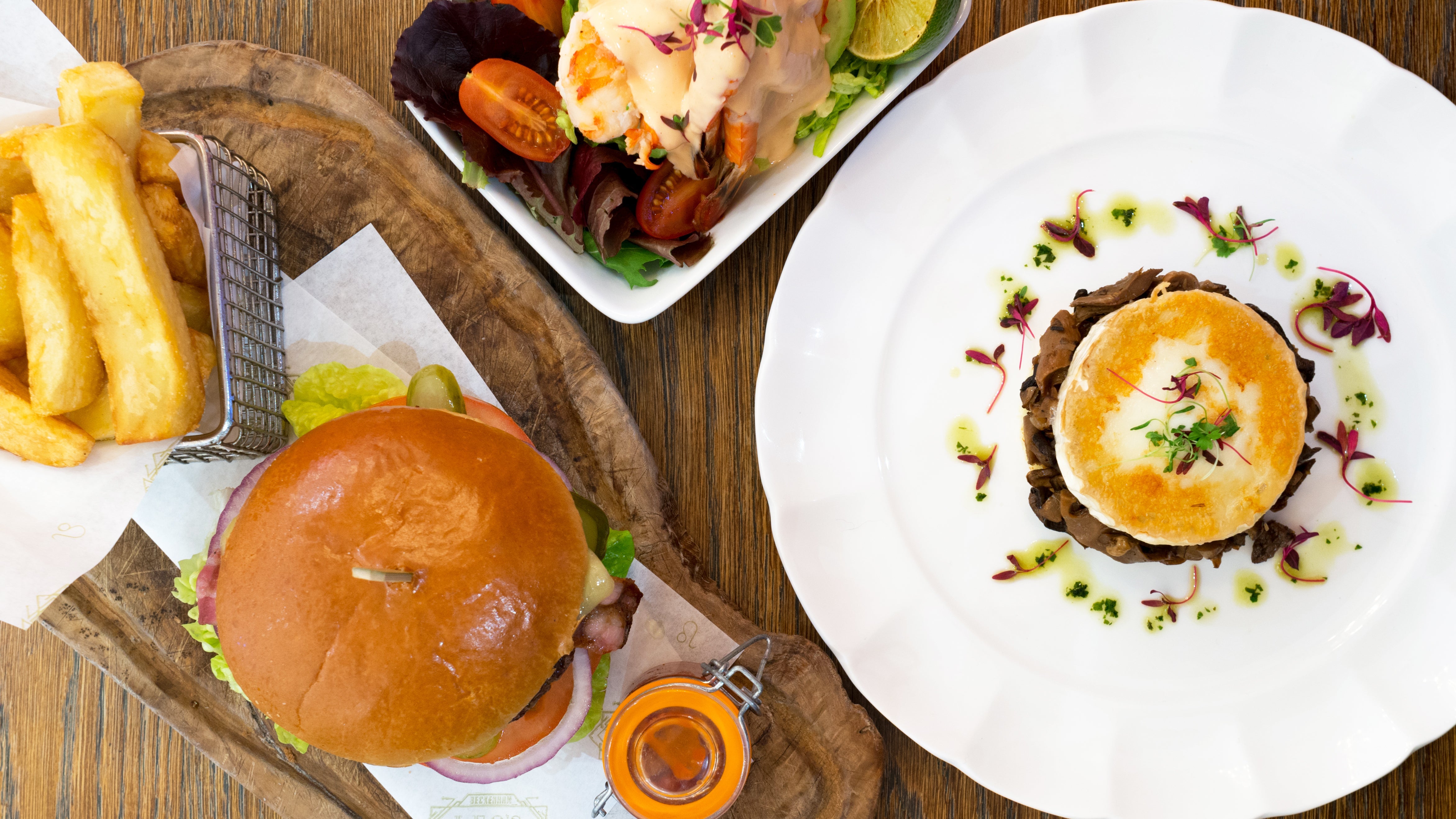 Leo's Kitchen delivery from Beckenham Order with Deliveroo