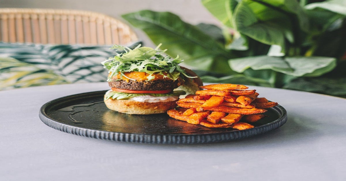 Sanderson’s Café Arabian Ranches 2 delivery from Arabian Ranches 2