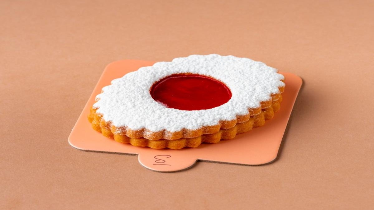 Sable Biscuit Strawberry