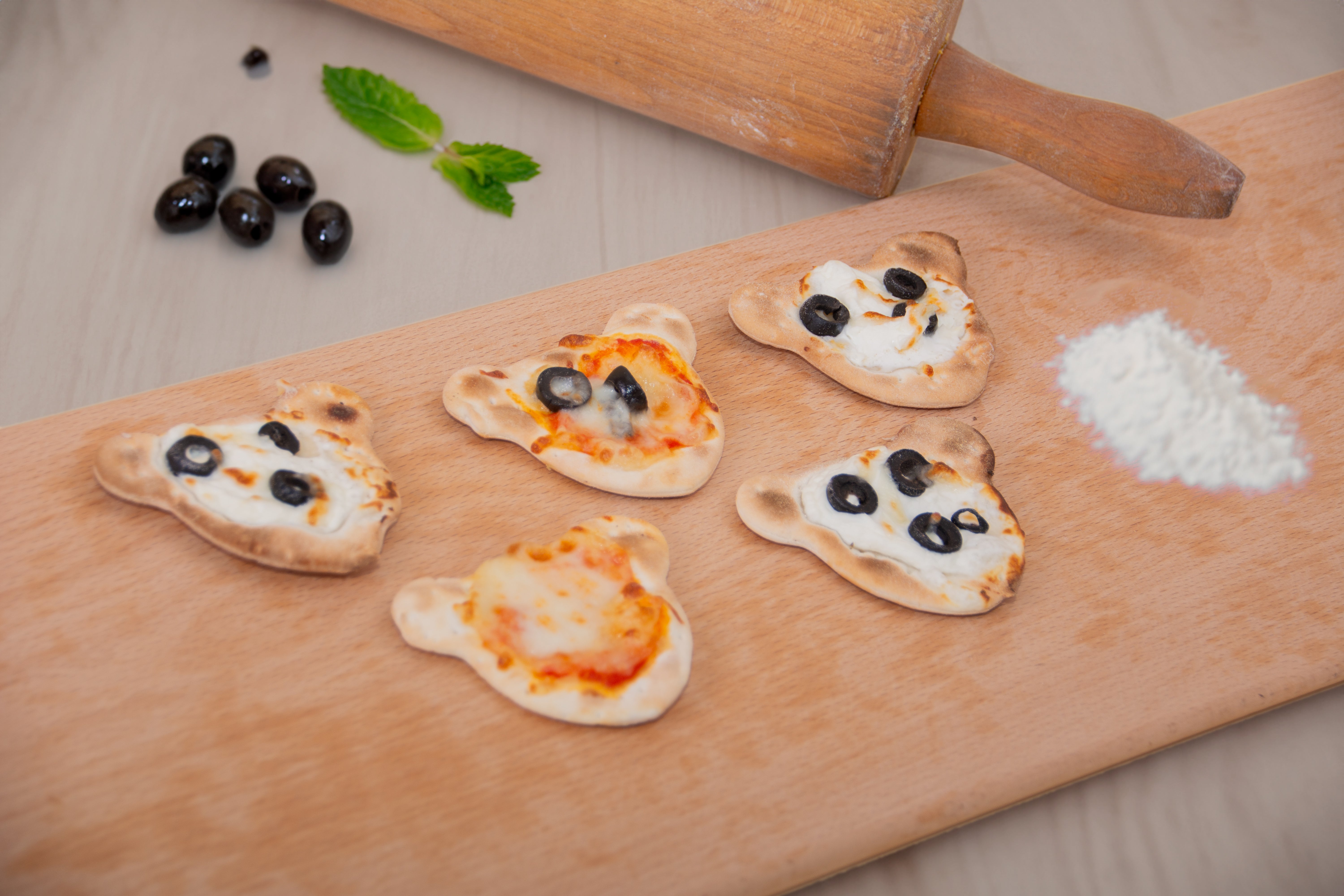 Mickey Pies