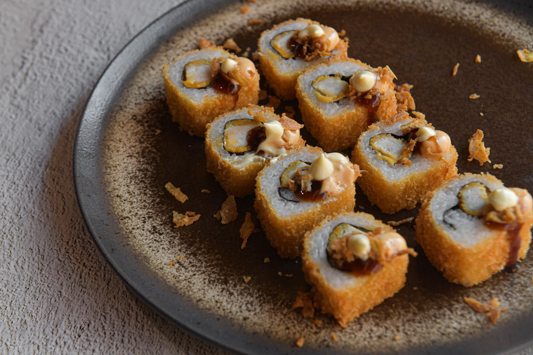 CHICKEN CHEESE CROUSTY ROLL