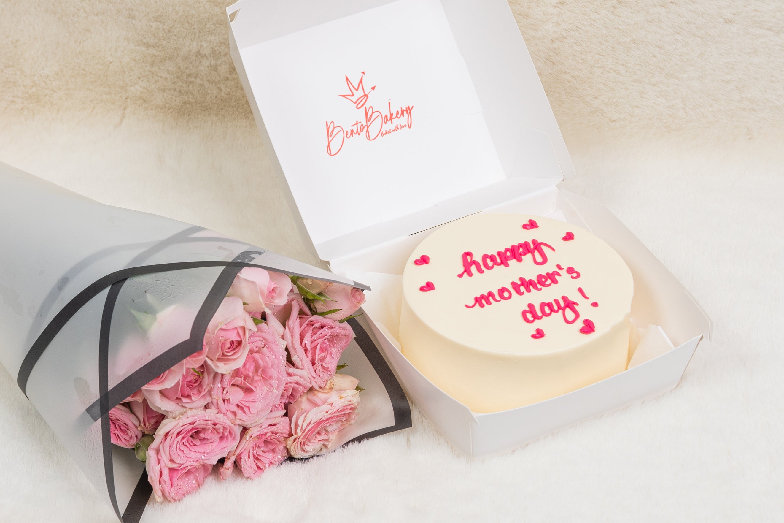 Pink Write Happy Mothers Day With Pink Roses