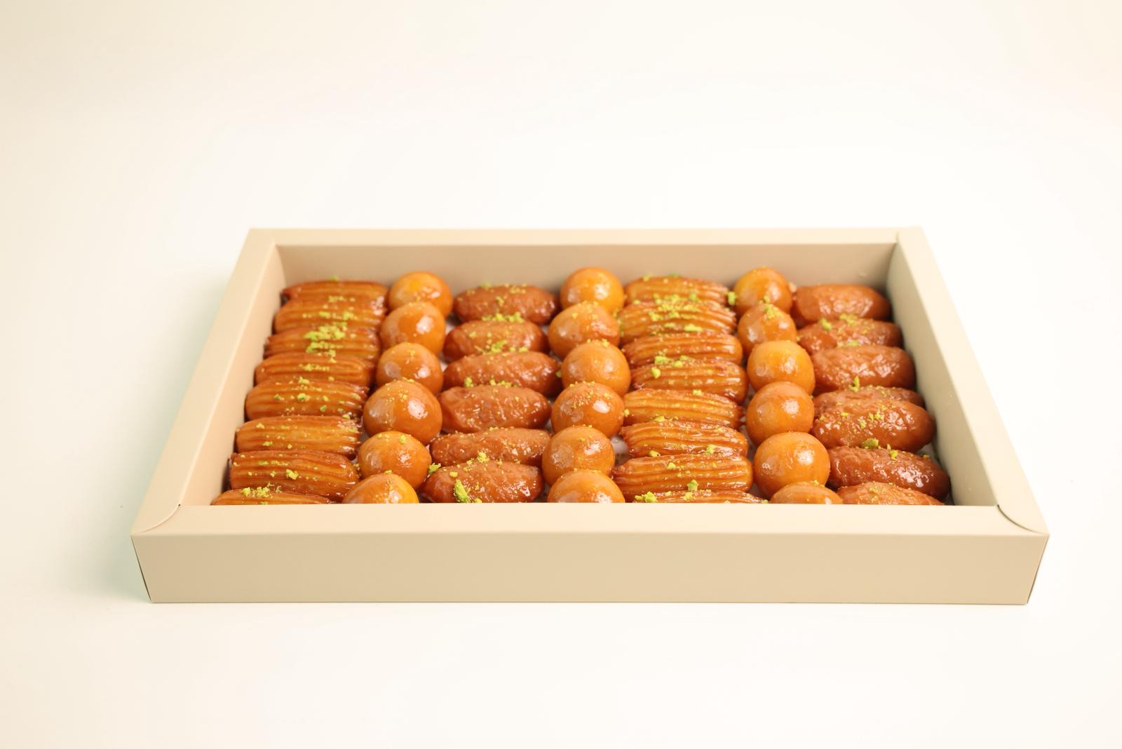Mix Luqaimat and Balah Alsham Box
