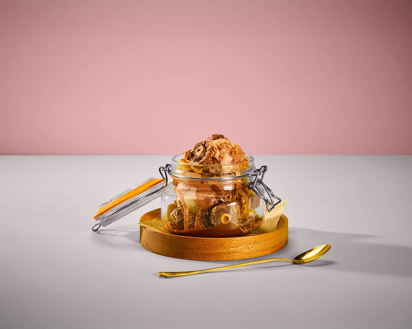 SUNDAES, GELATO & MOCHI 🍡