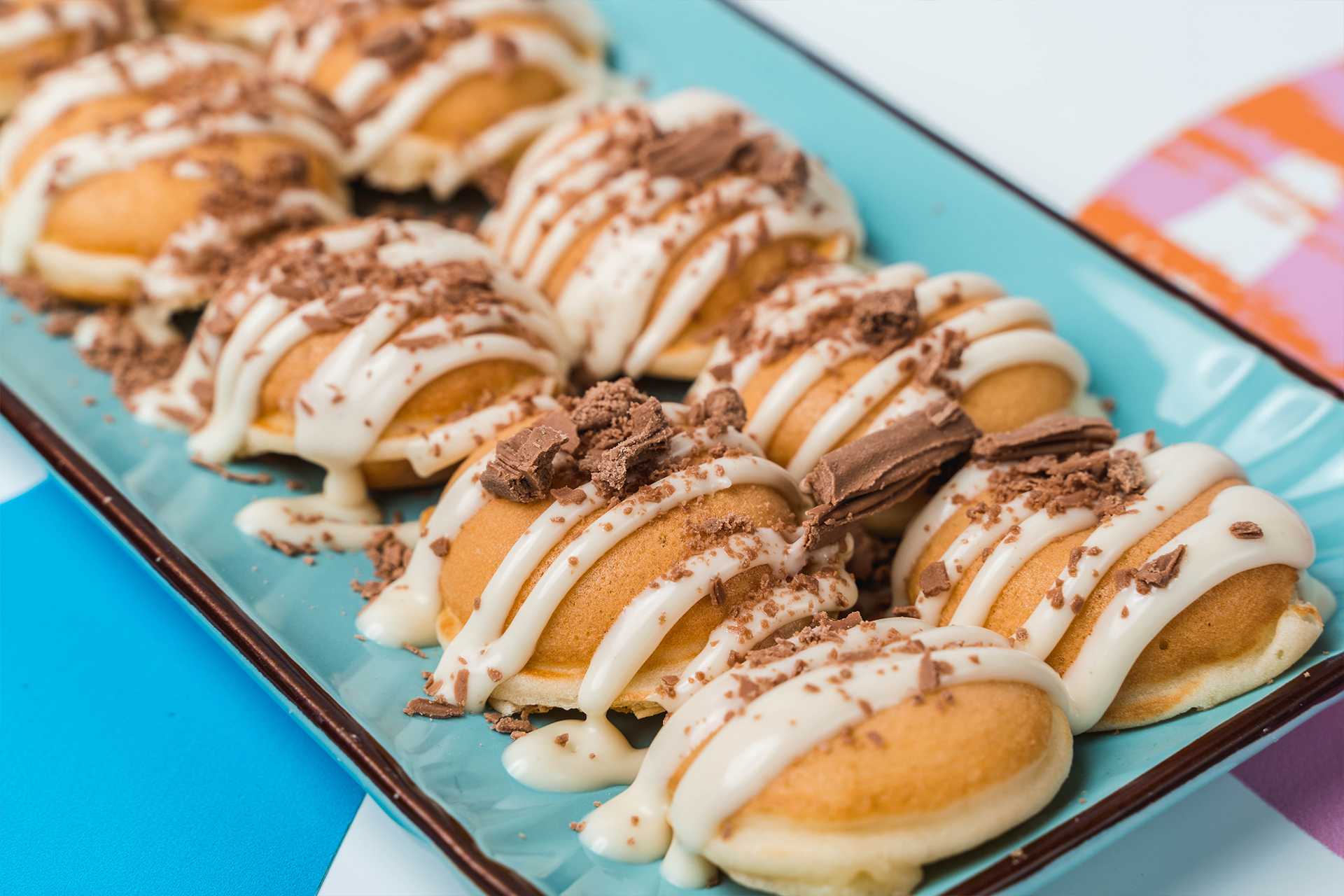 Wee White Choco Flake Mini Pancakes