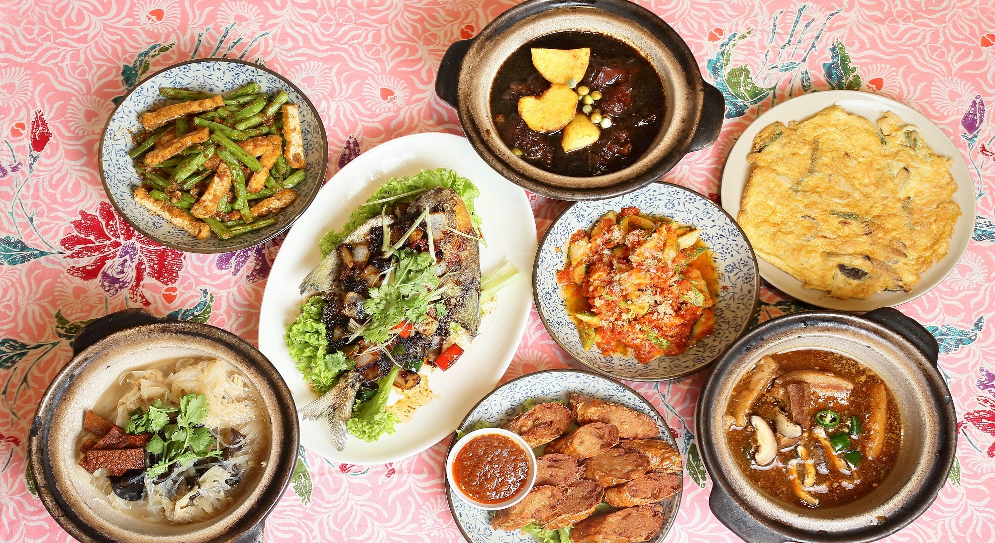 Ivins Peranakan Restaurant - Heartland Mall Delivery From Hougang ...