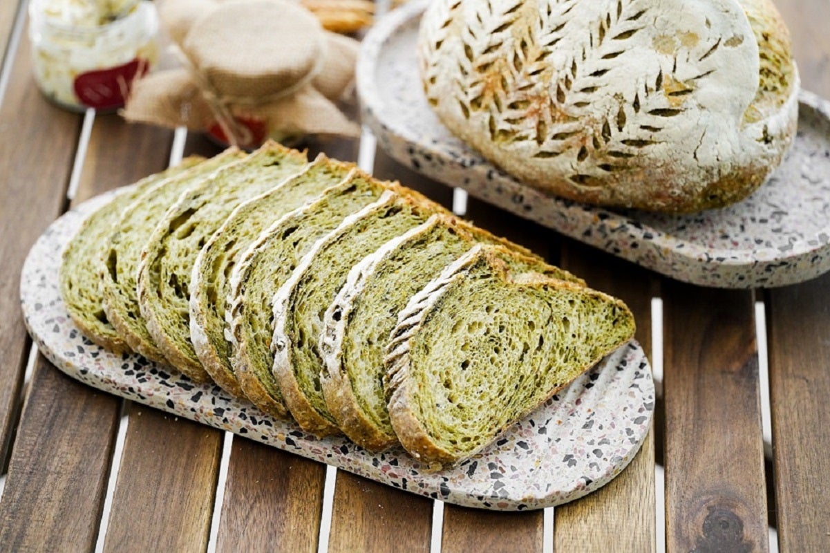 Zaatar and Green Olives Sourdough