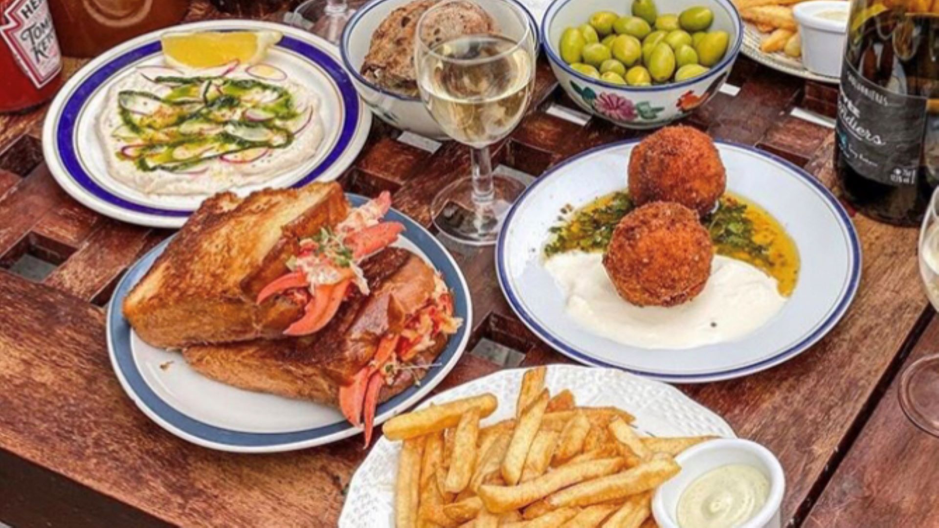 Livraison Lobster Bar à Paris 1er Louvre Commandez avec Deliveroo