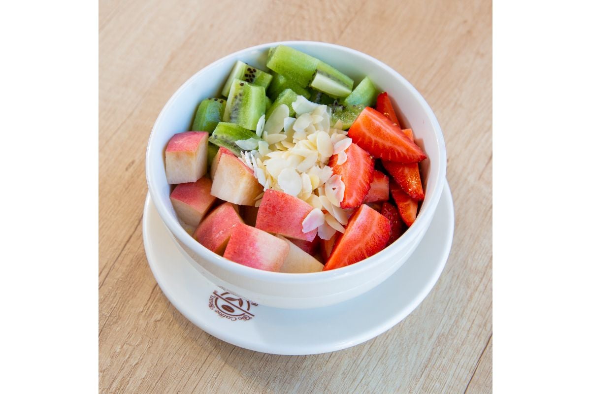 Oatmeal with Fresh Fruits