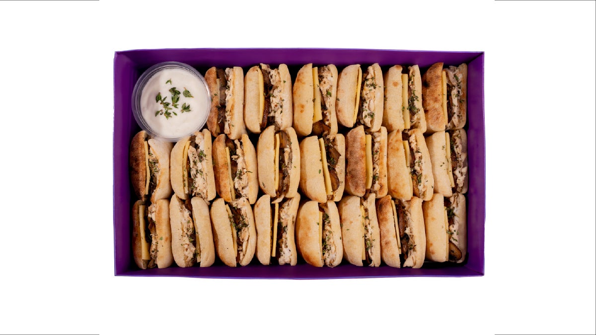 Truffle Chicken Sandwich Box - 22 Pieces