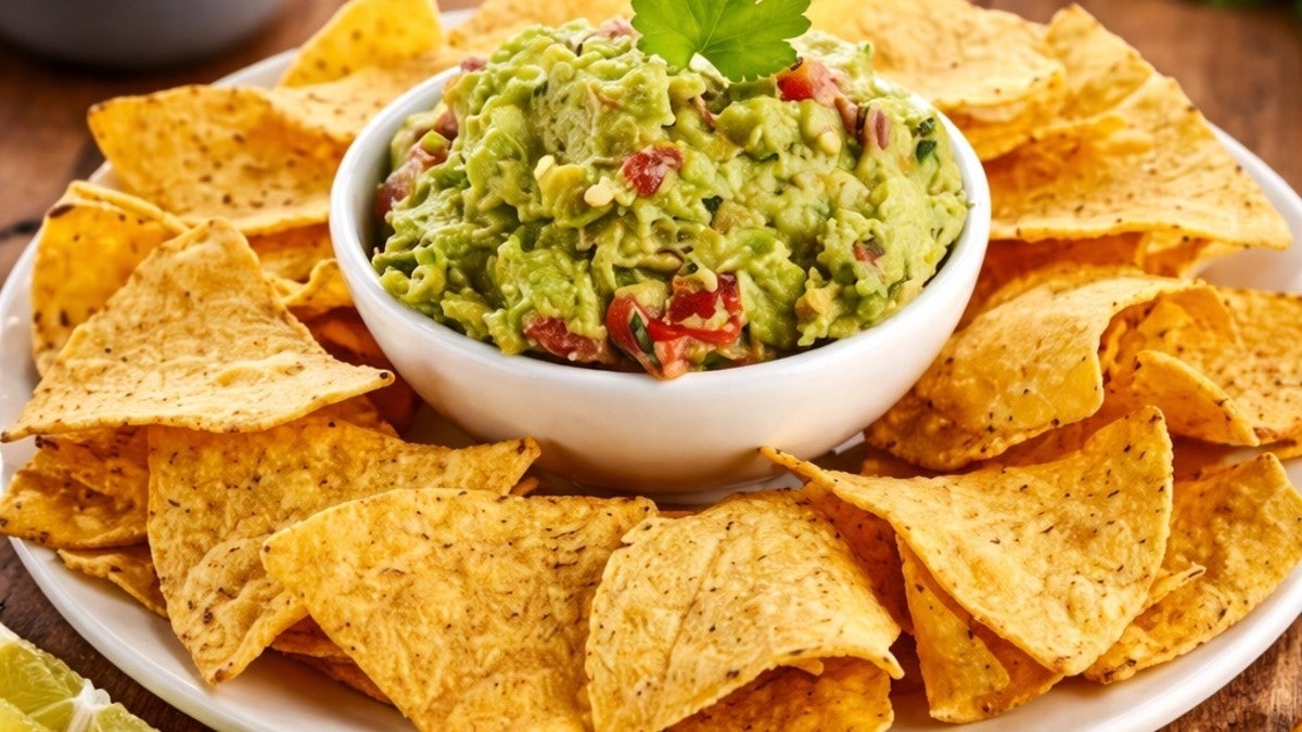 Tortillas & Guacamole