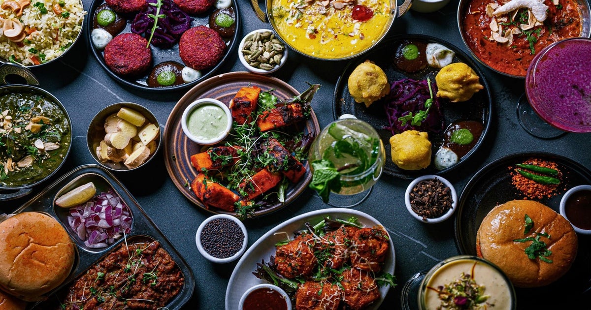 Omnomnom mushuk surati