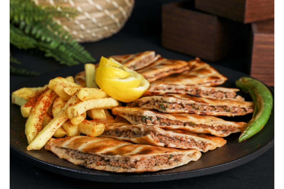 Meat Arayes with cheese Meal