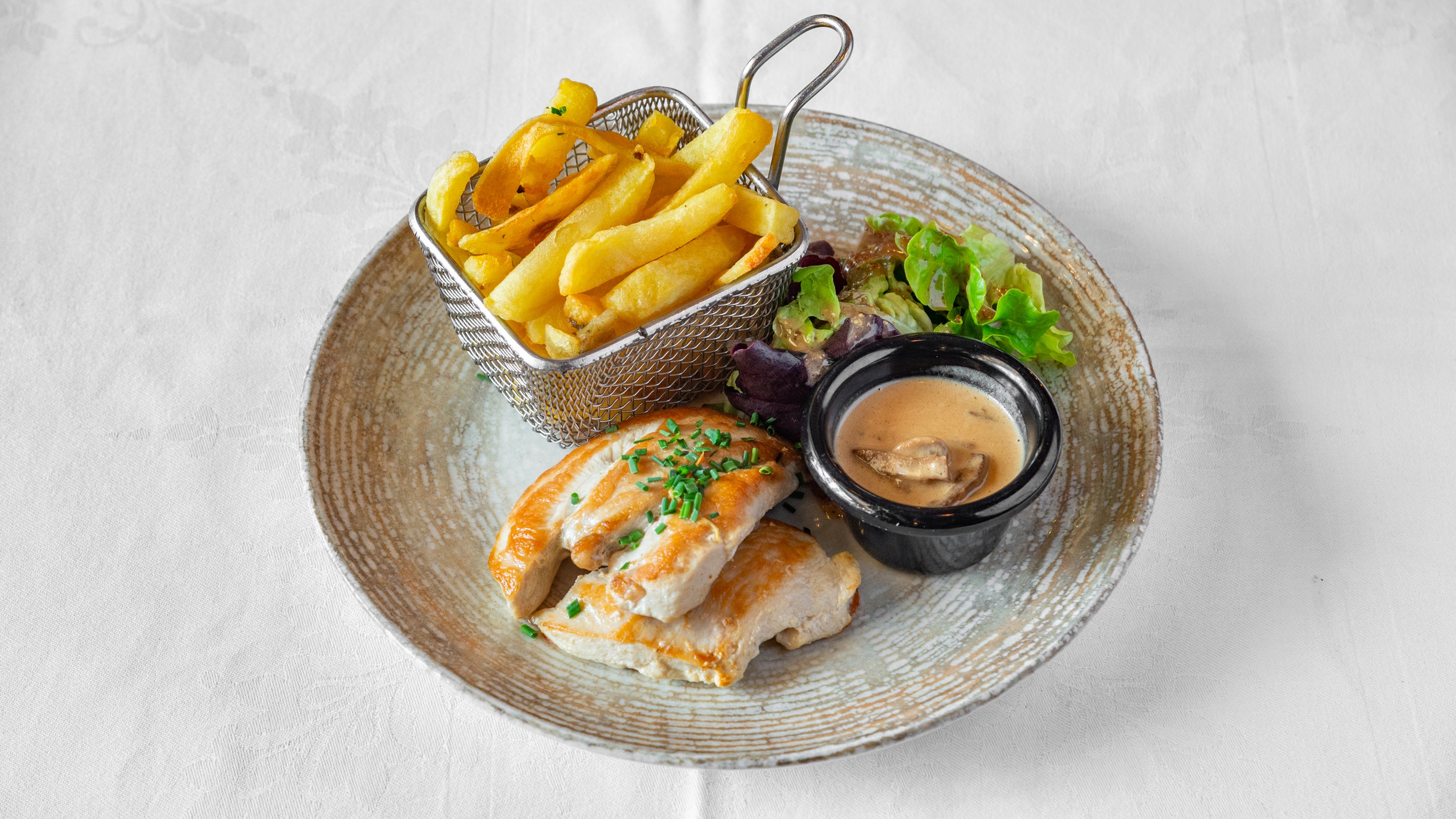L’escalope de poulet ‘à la normande’
