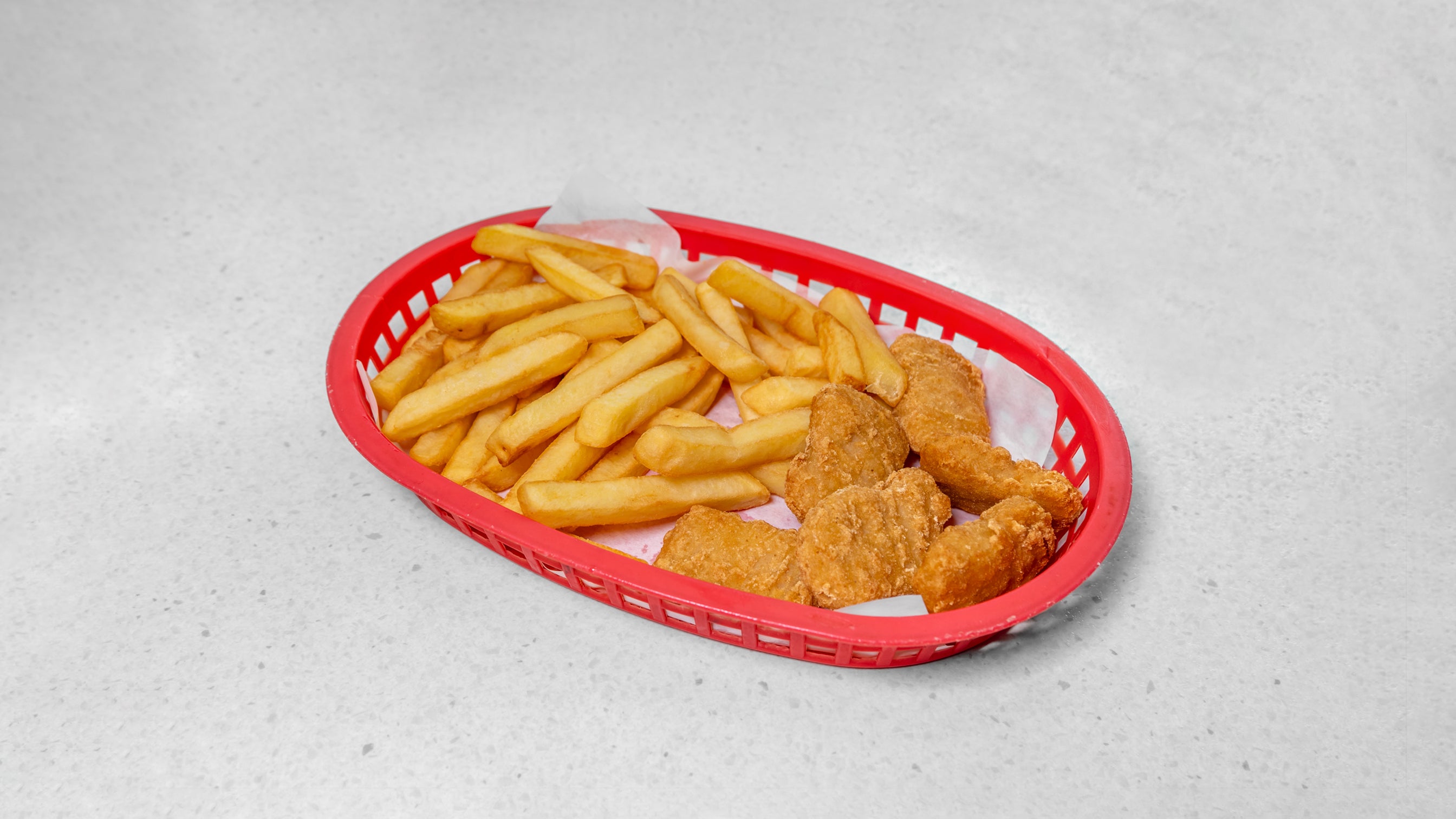 Mini Chicken Nuggets & Fries