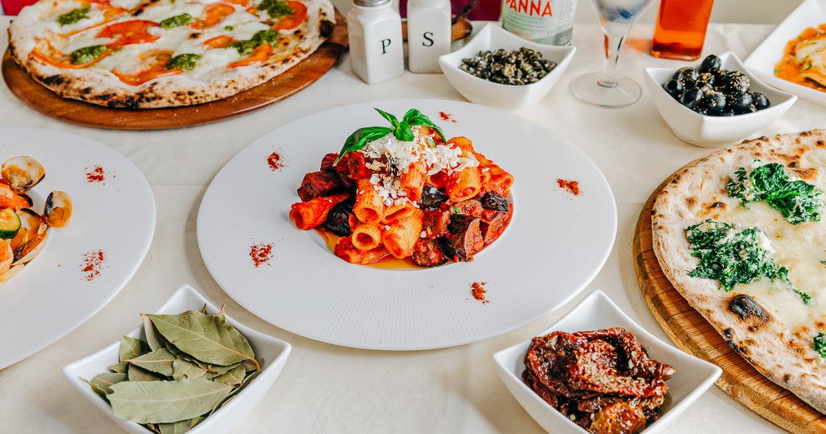 The Temple Grill delivery from Templeogue Rd - Order with Deliveroo