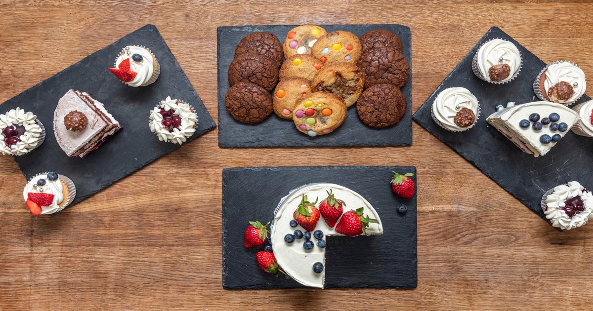 Tia and Mummy Cakes Uxbridge delivery from Denham Order with Deliveroo