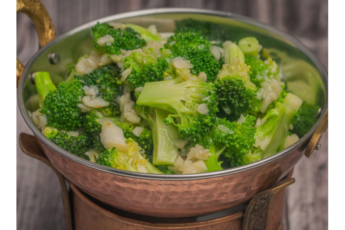 Broccoli In Garlic Sauce
