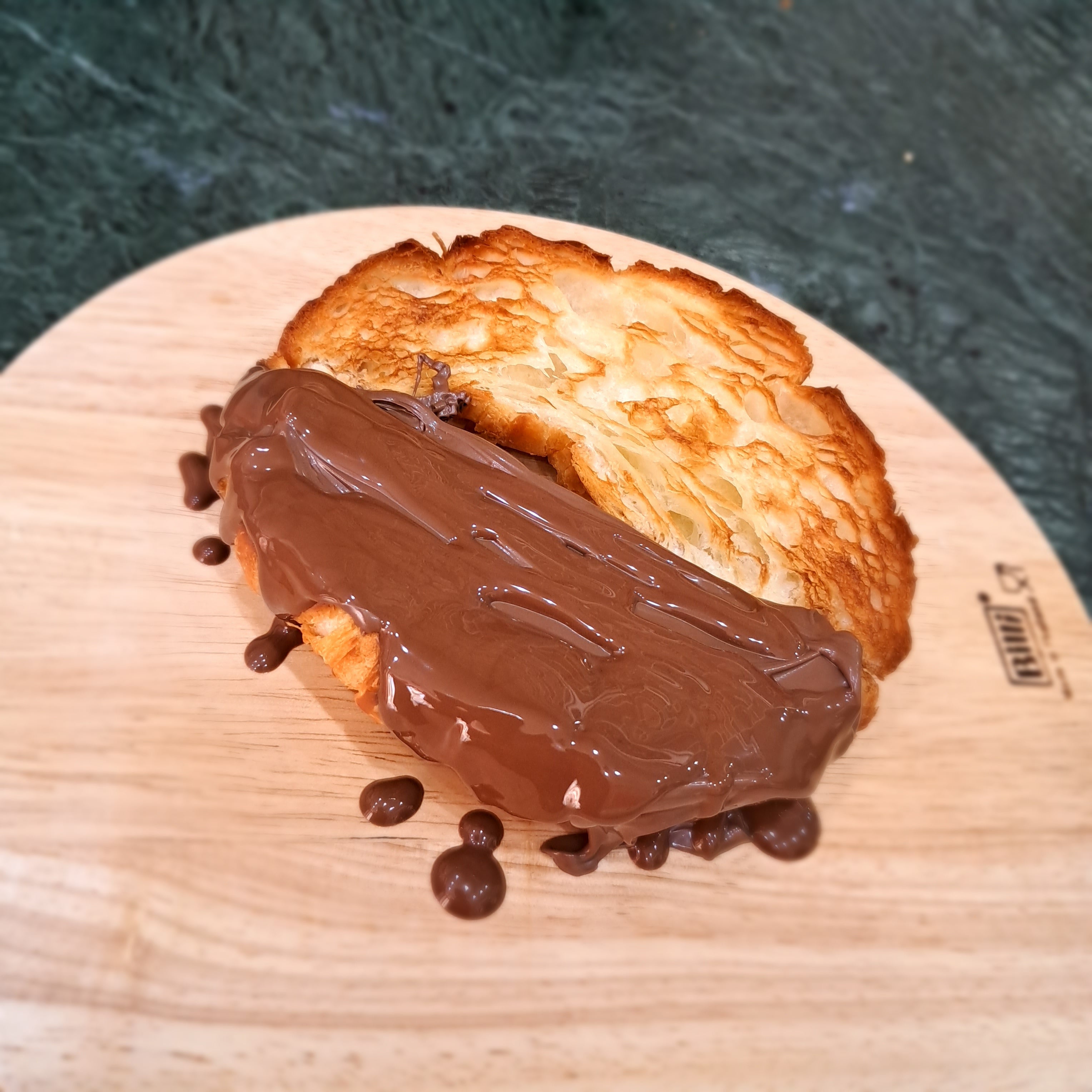 Oven Nutella Croissant