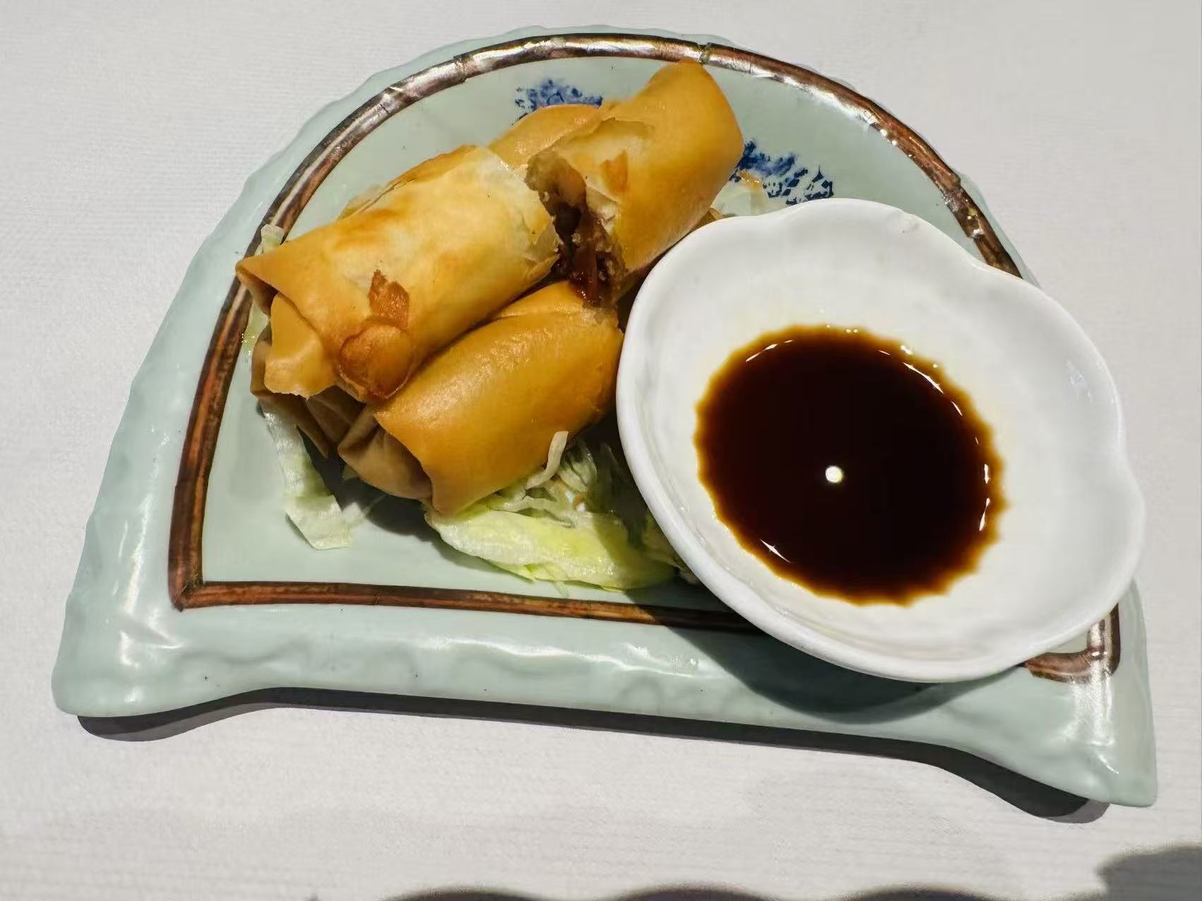 Spring Rolls (3 Pieces) 春卷 (每份3条))